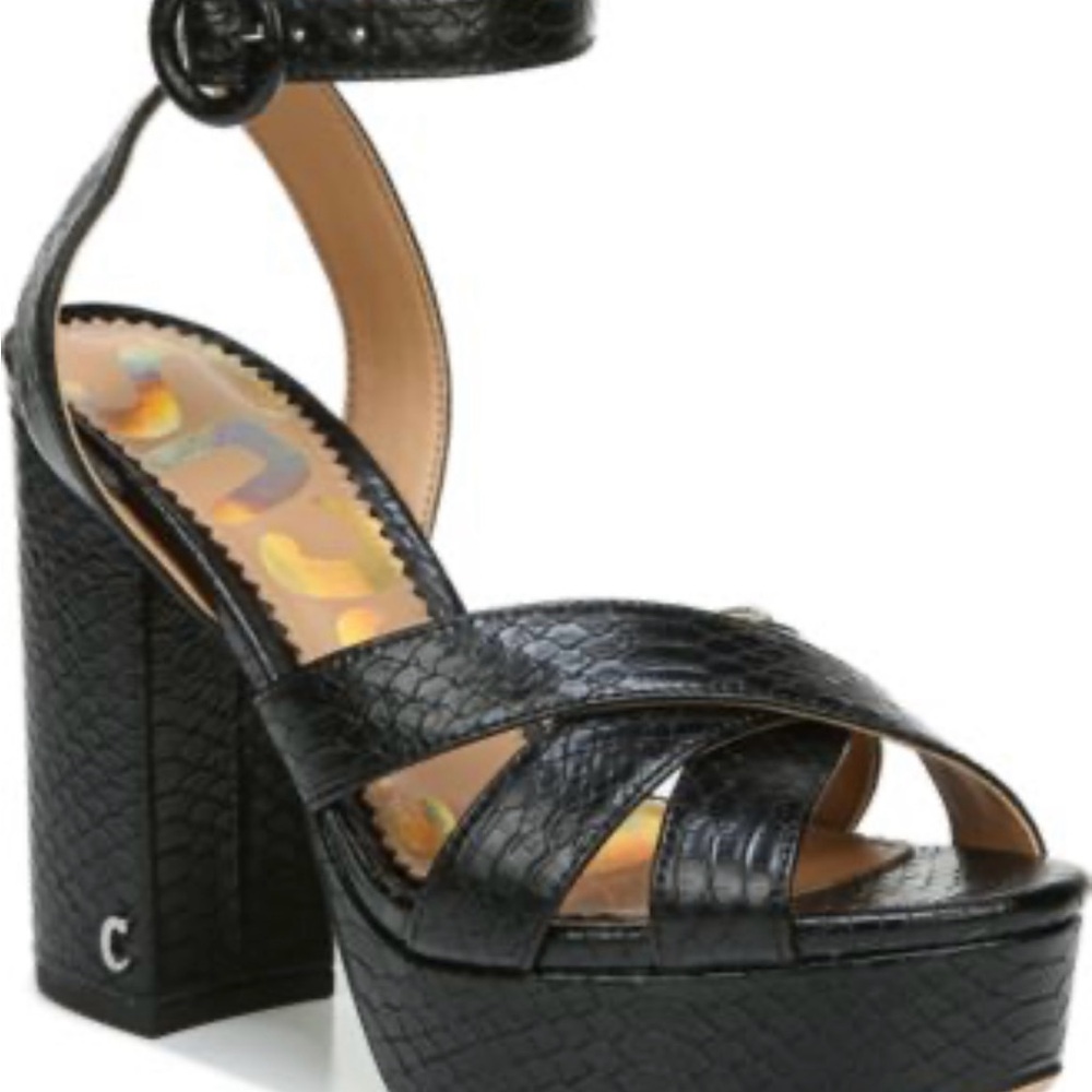 Black platform croc embossed platforms